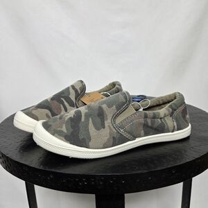 Mad Love Kasandra Slip-On Casual Sneakers Shoe Camouflage Green Size-7 NWT